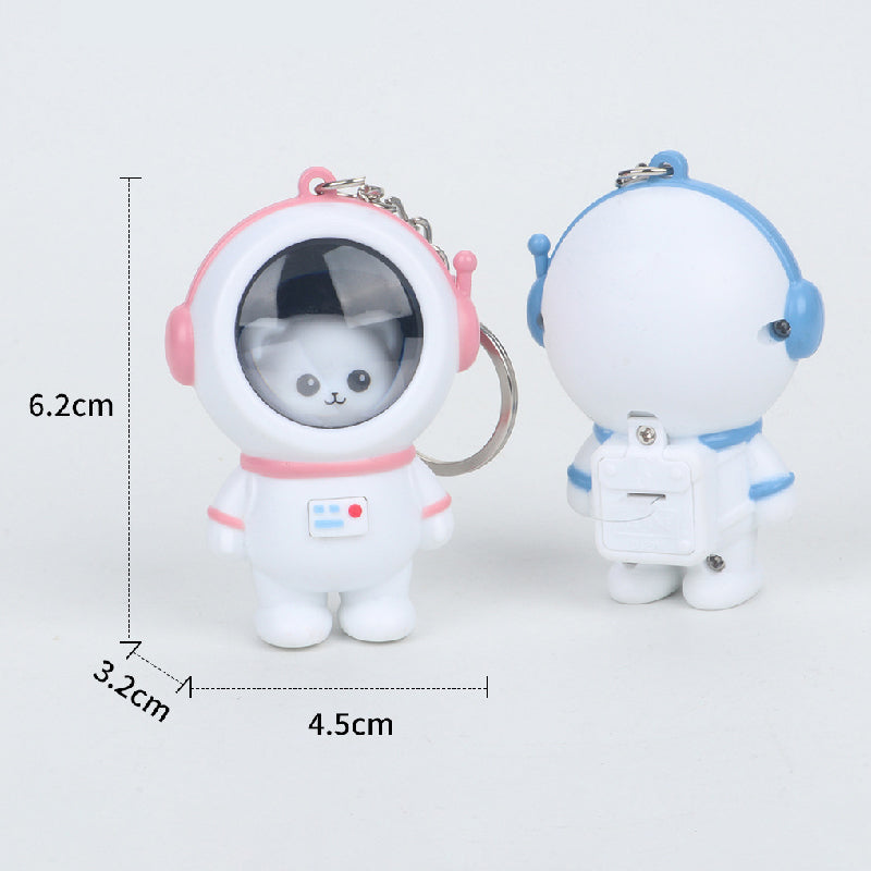 Spreek "Ik hou van je" astronaut sleutelhanger met licht