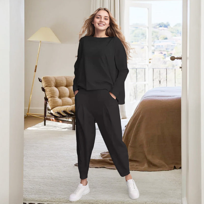 Round-Neck Long-Sleeved Top ＆ Pants 2-Piece Set | Wrinkle-Free &amp; Breathable |