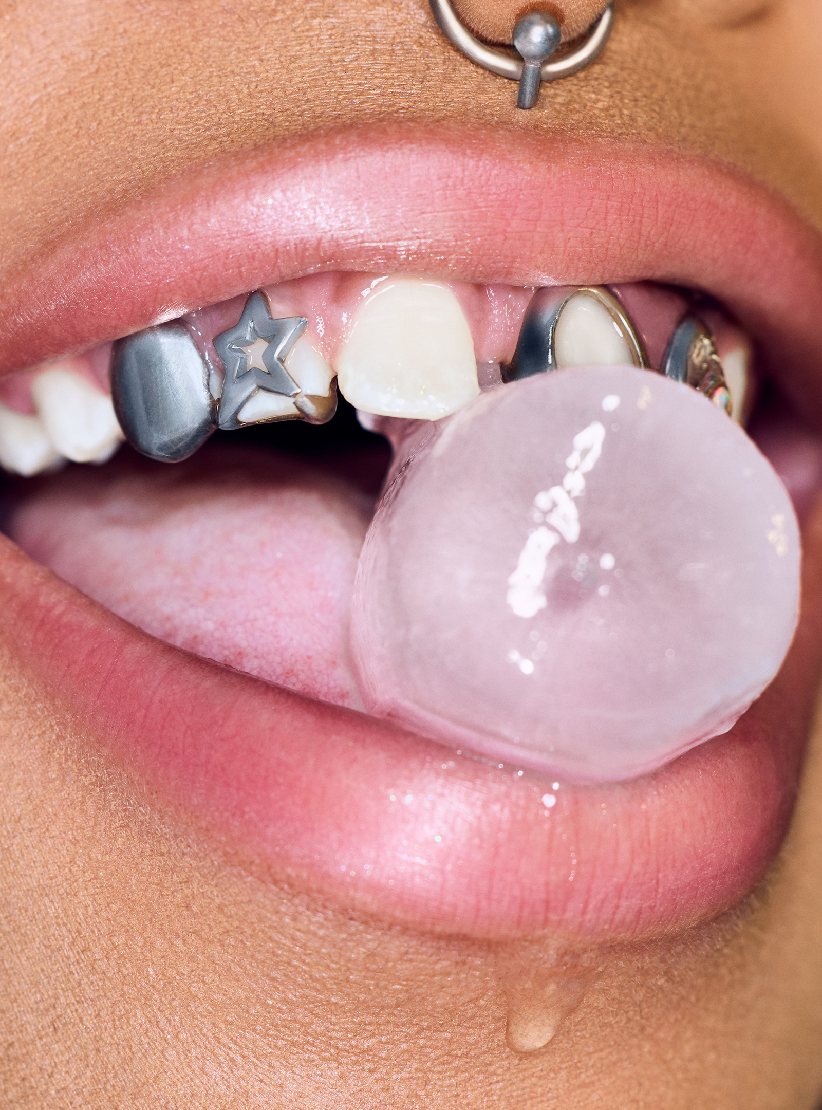 💗LAST DAY PROMOTION - 50%OFF- BUY 1 GET 1 FREE💗INVISIBLE EXTREME PLUMPING LIP LINER