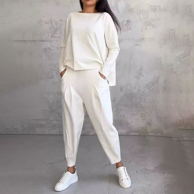 Round-Neck Long-Sleeved Top ＆ Pants 2-Piece Set | Wrinkle-Free &amp; Breathable |