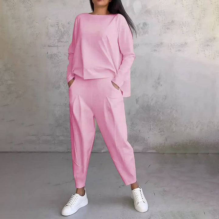 Round-Neck Long-Sleeved Top ＆ Pants 2-Piece Set | Wrinkle-Free &amp; Breathable |