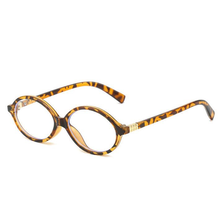 Stylish Small Oval Frame Sunglasses
