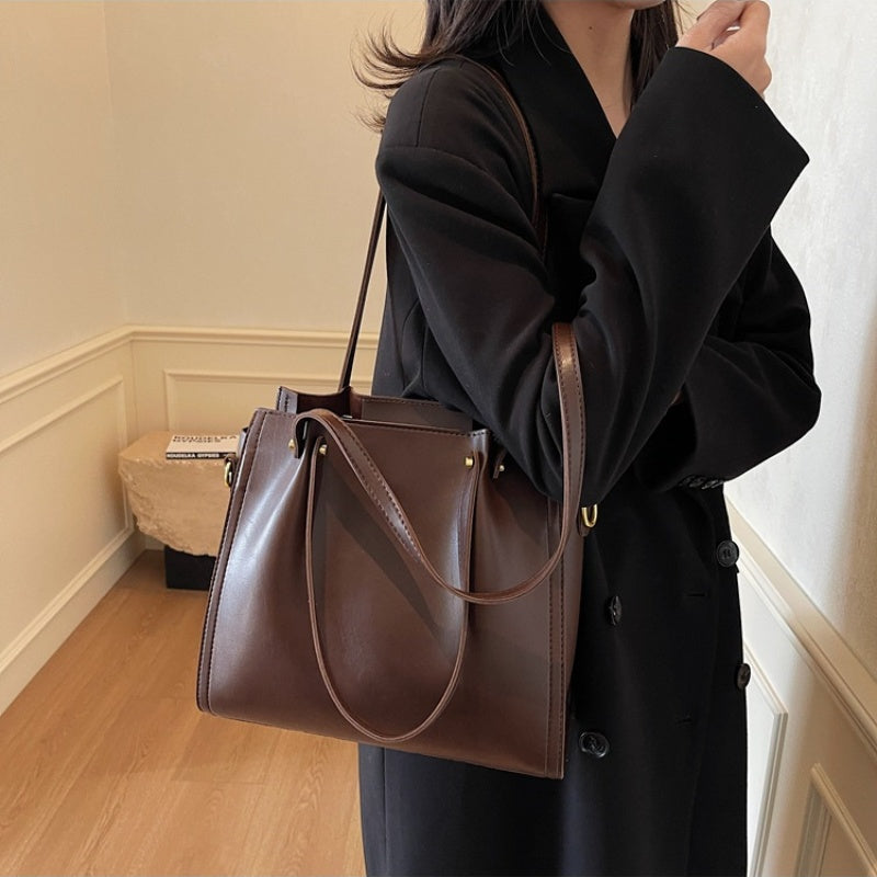 Elegant Vintage Large Capacity Adjustable Shoulder Bag