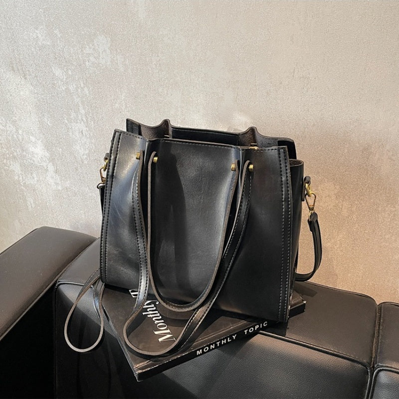 Elegant Vintage Large Capacity Adjustable Shoulder Bag