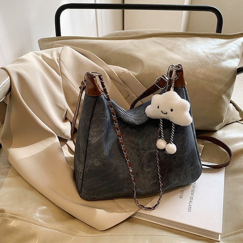 Stylish & Spacious Shoulder Bag