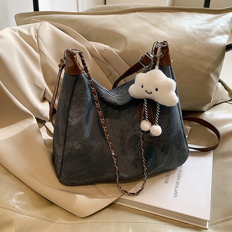 Stylish & Spacious Shoulder Bag