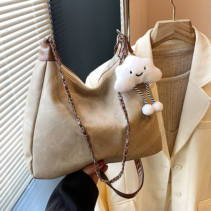 Stylish & Spacious Shoulder Bag