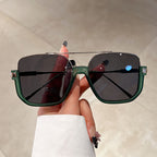 Fashionable Lightweight Tinted Lens Sunglasses