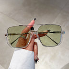Fashionable Lightweight Tinted Lens Sunglasses