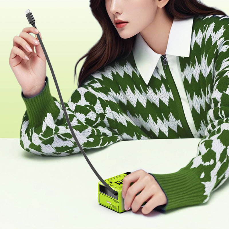 🎁 Hot Sale 50% OFF 🔥Quick charger adapter with retractable type C cable & connector