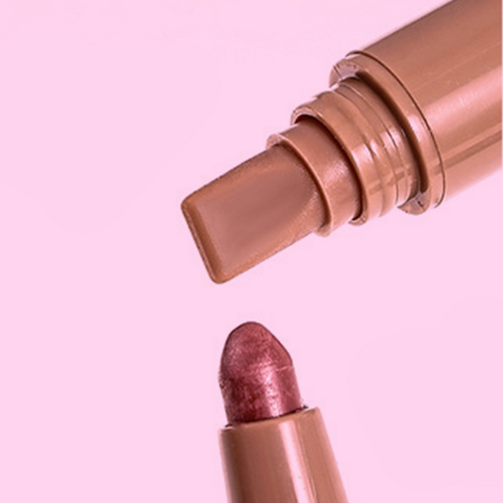 ULTIMO GIORNO - ACQUISTA 1 RICEVI 1 penna per labbra con peptide a doppia estremità GRATUITA