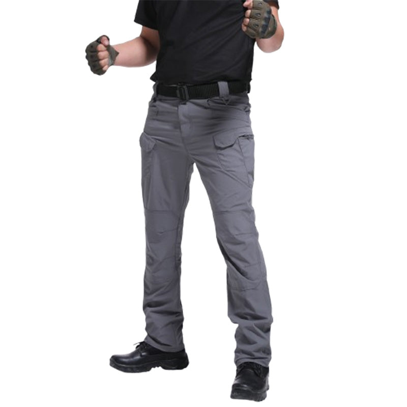 🚶  50% NYT POIS PÄÄLTÄ! 🏙️ Urban Tactical -housut – kapea istuvuus, turvalliset piilotaskut &amp;  Neljään suuntaan joustavaa materiaalia täydelliseen liikkuvuuteen ⚡